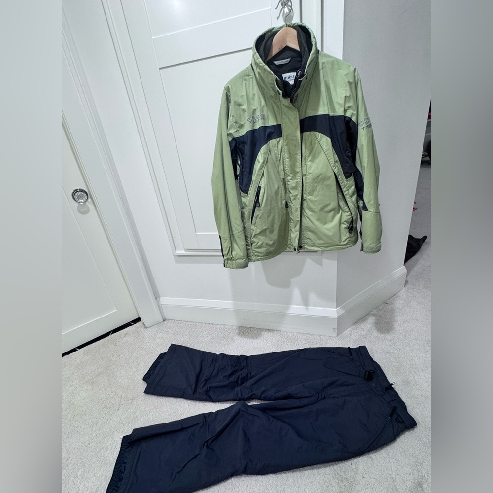 Women's Vintage Ski Jacket and snow pants